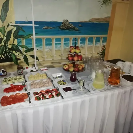 Dworek Hotel *