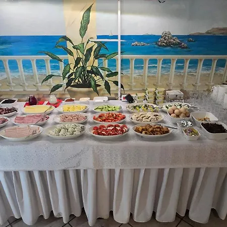 ホテル Dworek ヴロツワフ